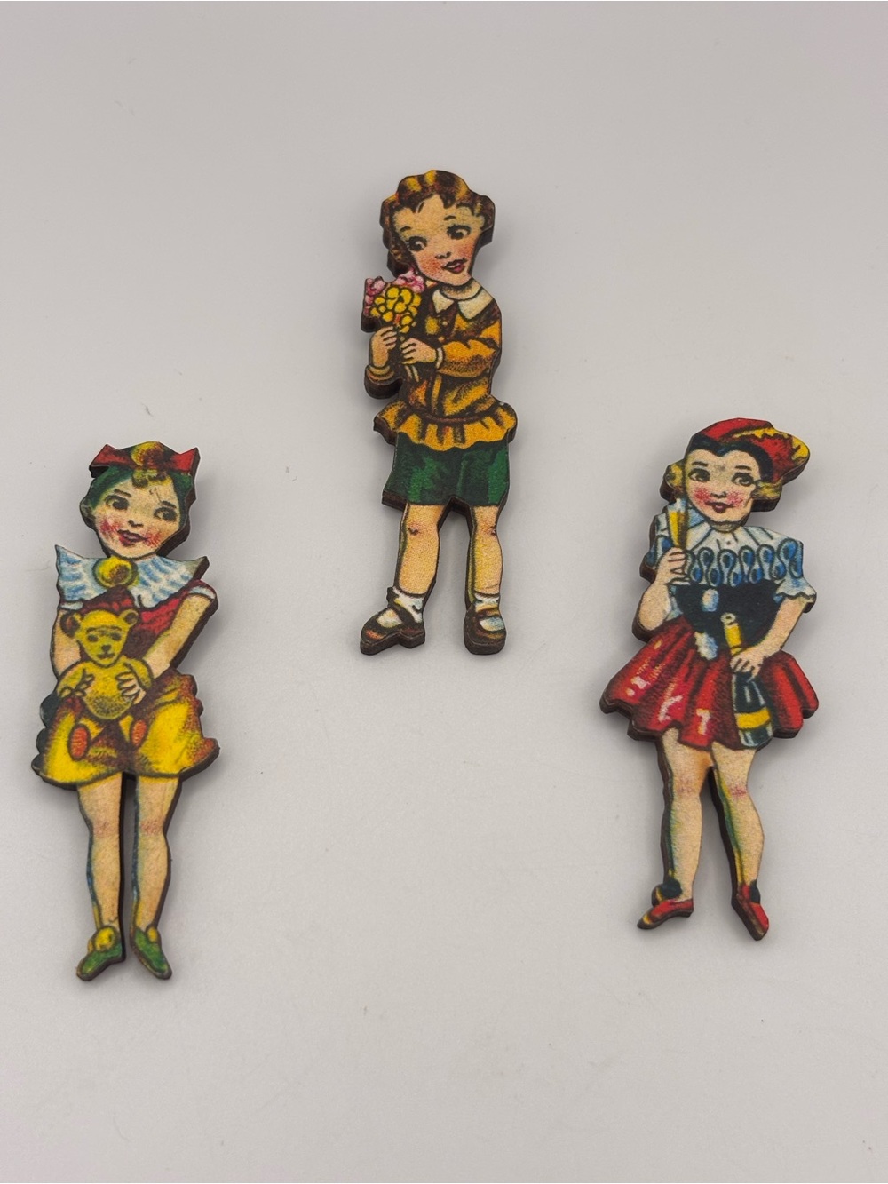 Set of 3 Vintage-Style Magnets,